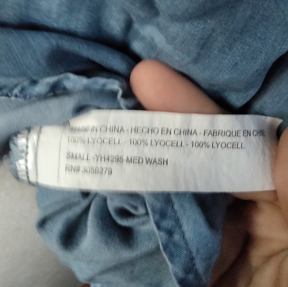 Thread & Supply Lace Up Chambray Long Sleeve Blouse Top Size Small - Picture 8 of 8